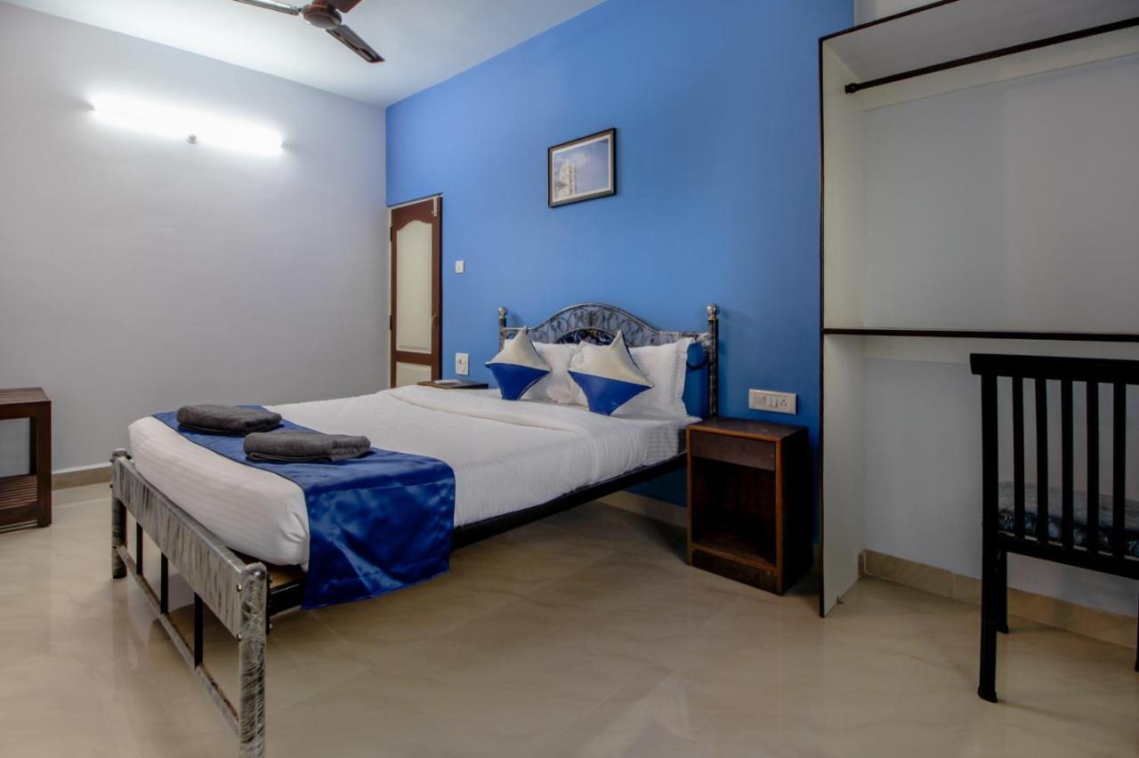 Monteiro Towers Hotel Candolim Exterior foto