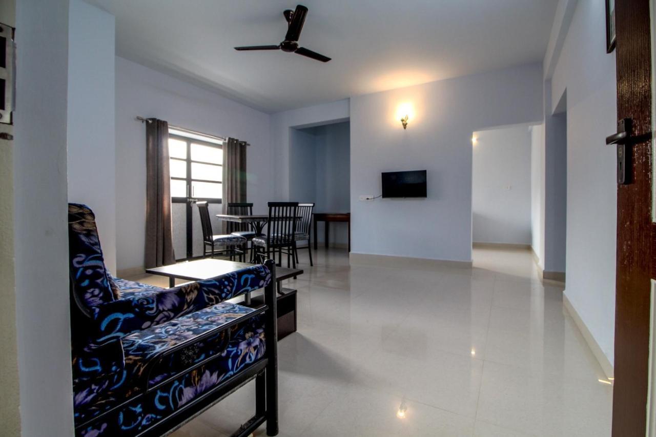 Monteiro Towers Hotel Candolim Exterior foto